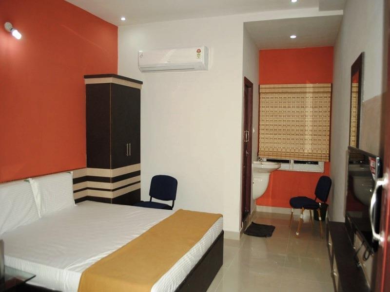Ssr Hotel Srikalahasti Esterno foto